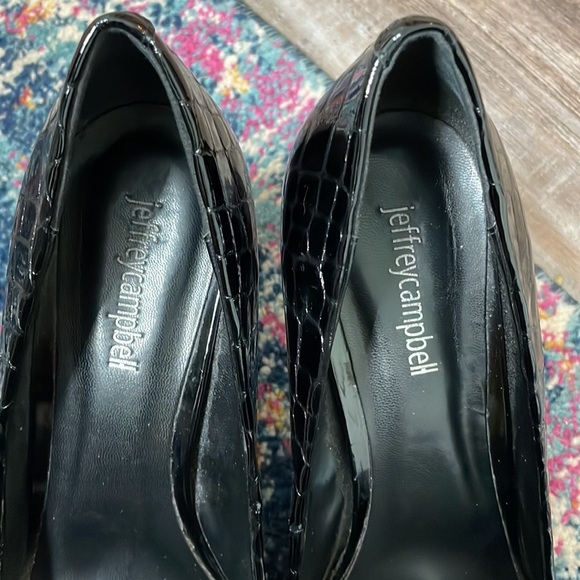 Jeffrey Campbell Pelara Black Patent Pointed Toe Pump Croco - Picture 3 of 10